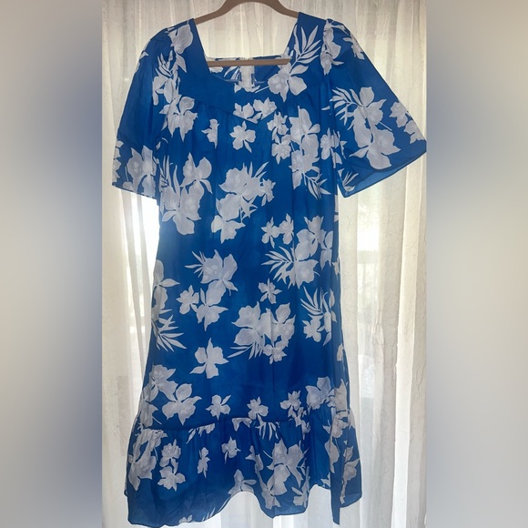 VINTAGE AIKANE HAWAIIAN Muumuu FLORAL DRESS Orchids Women's Size Large - Picture 1 of 6
